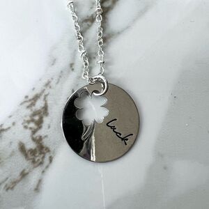 DaVinci Silver Chain Luck 4 Leaf Clover Cutout Pendant Necklace
